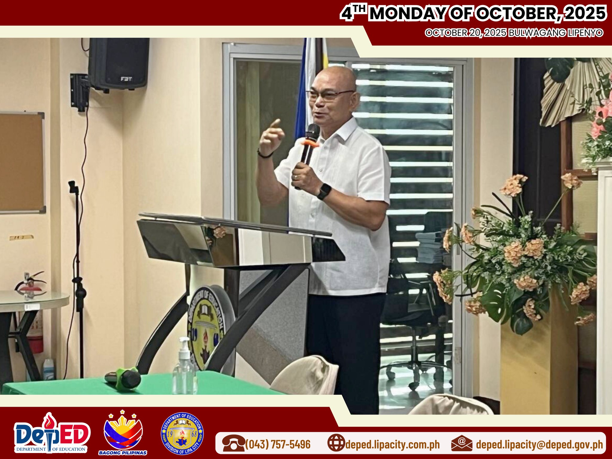 Ginanap ang lingguhang pagtataas ng watawat sa pangunguna ng Schools Governance Operations Division (SGOD) sa Bulwagang Lipeño ng Schools Division Office ng Lipa City. Dinaluhan ito ng mga kawani mula sa iba’t ibang opisina ng kagawaran, sa pangunguna nina Dr. Felizardo O. Bolaños, CID Chief; Dr. Lorna R. Medrano, SGOD Chief; Dr. Minerva C. Caraos; at AO V Leah Marie Monica K. Lumbres. Bilang bahagi ng programa, nagbahagi ang bawat opisina ng mga updates ukol sa mga natapos at nalalapit na aktibidad ng kanilang mga tanggapan. Samantala, nagbigay naman si Sir Raymond Bautista ng ilang emergency preparedness tips upang higit na mapalakas ang kahandaan ng mga kawani sa panahon ng mga kalamidad.