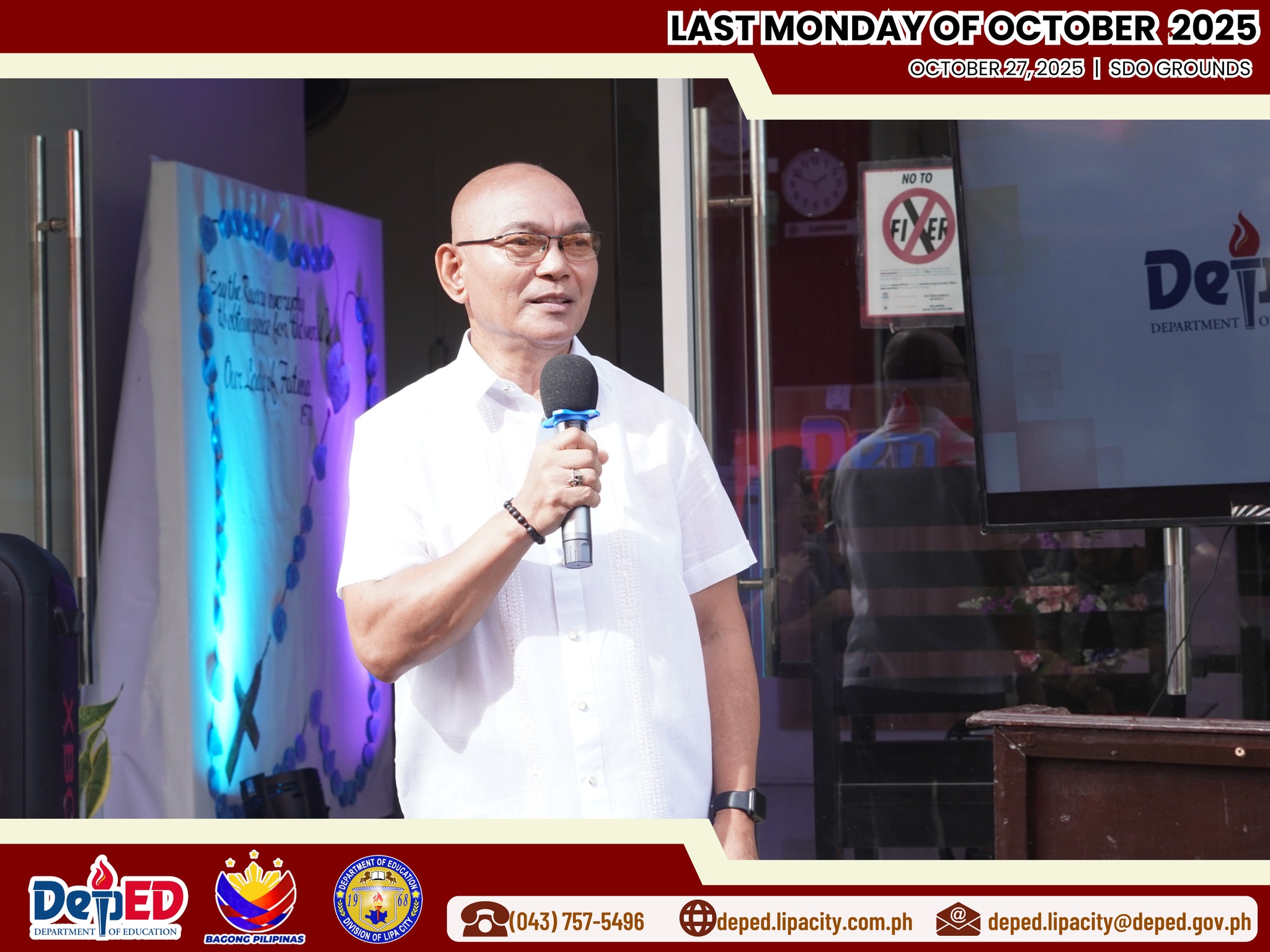Ngayong araw ay idinaos ang Lingguhang Flag Raising Ceremony sa pangunguna ng mga kawani mula sa Office of the Schools Division Superintendent (OSDS), na ginanap sa SDO Grounds ng Schools Division Office of Lipa City.